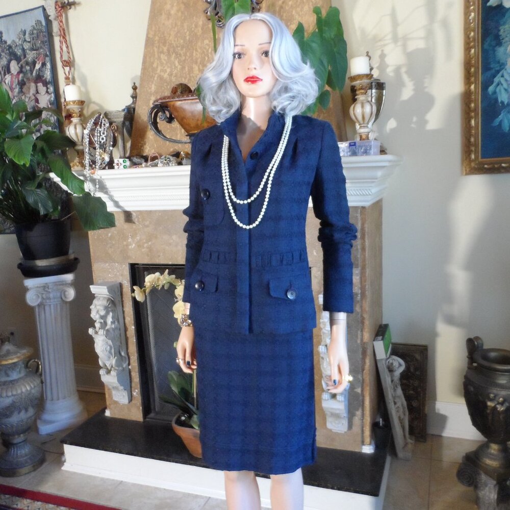Luca Luca Navy Textured Silk-Blend Jacket & Skirt Suit Size IT 42 US 6